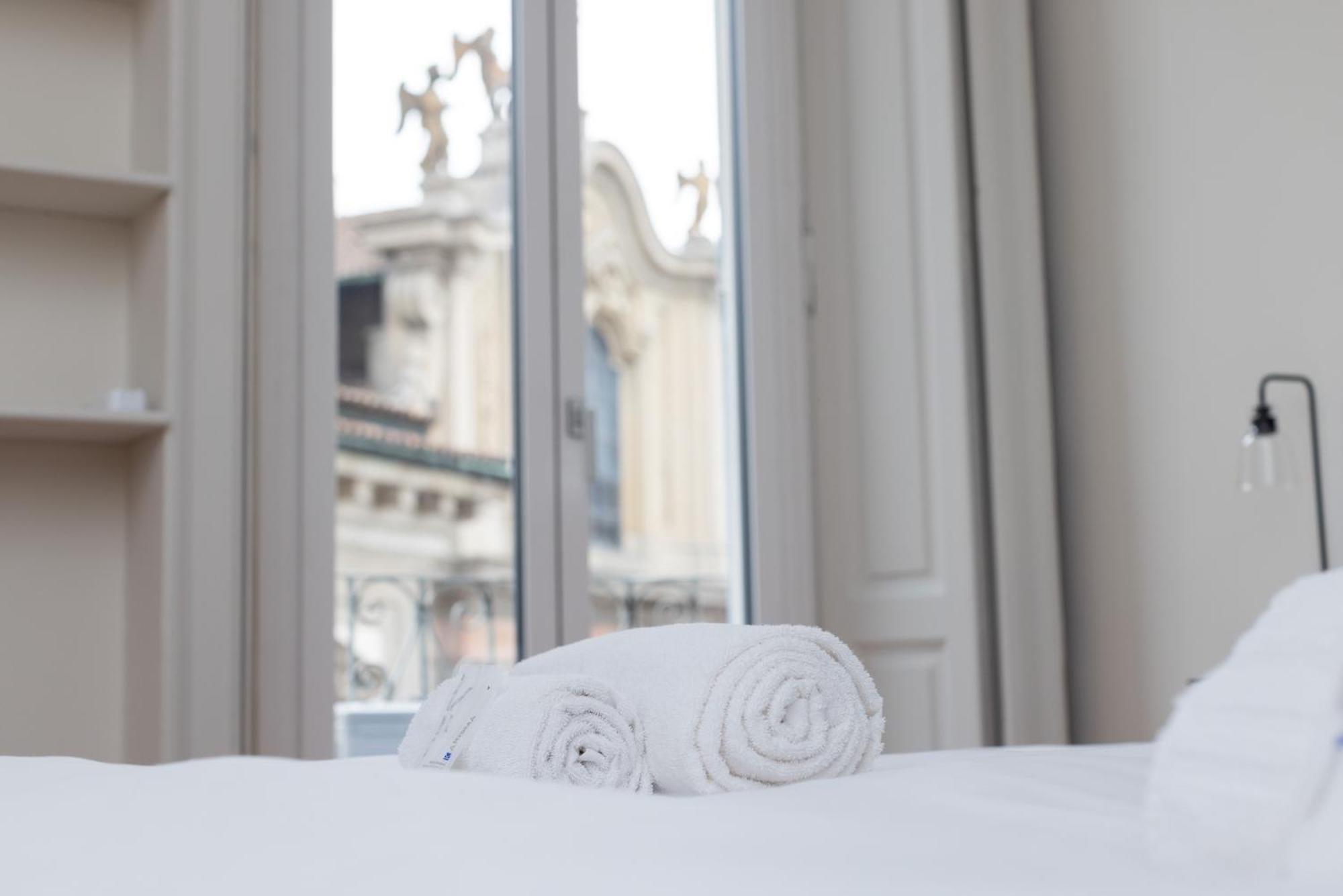 Living Uniqc Apartment - Duomo Milano Dış mekan fotoğraf